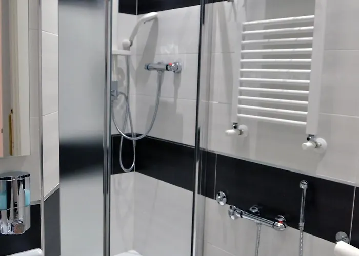 Le Sculture 住宿加早餐酒店 科森扎